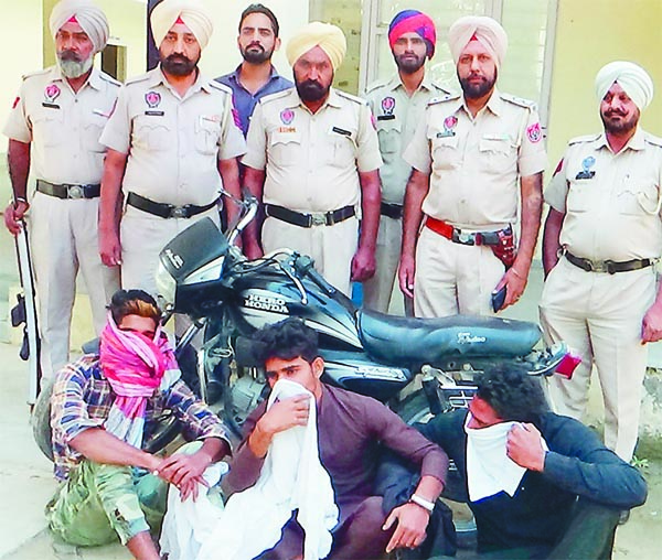 ਲੁੱਟ-ਖੋਹ ਦੀ ਵਾਰਦਾਤ ਨੂੰ ਅੰਜਾਮ ਦੇਣ ਵਾਲੇ ਕਥਿਤ ਮੁਲਜ਼ਮ ਕਾਬੂ
