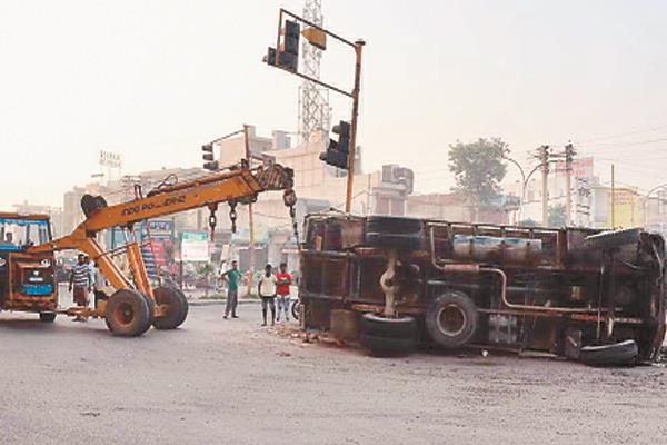 road truck overturned