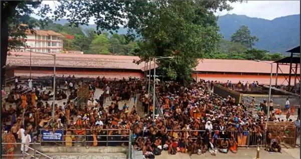woman sabarimala temple