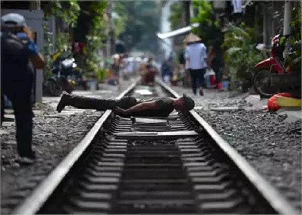 vietnam railway track