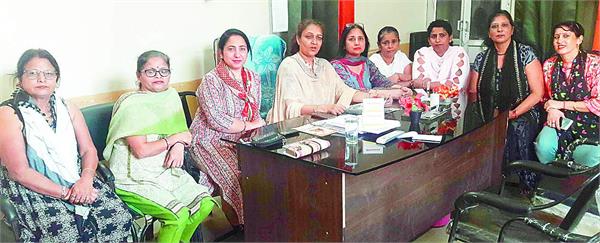 amritsar  minister  wrong move  reena jaitley