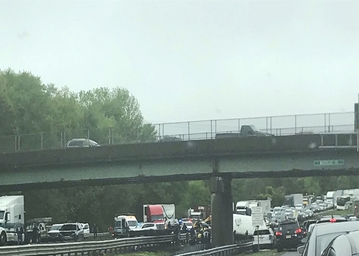 ਅਮਰੀਕਾ ''ਚ ਵਾਪਰਿਆ ਭਿਆਨਕ ਹਾਦਸਾ, ਇਕ ਦੀ ਮੌਤ ਤੇ 40 ਜ਼ਖਮੀ