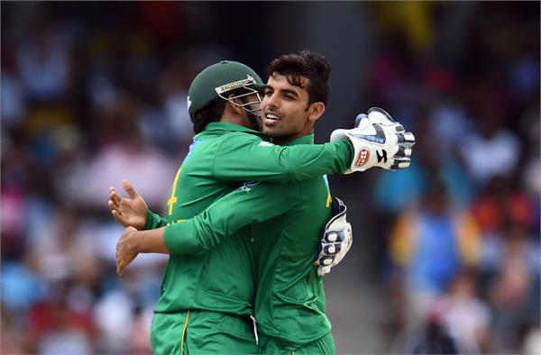 shadab khan
