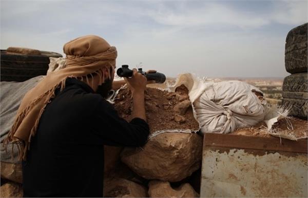 heavy clashes between is  us backed fighters in syria