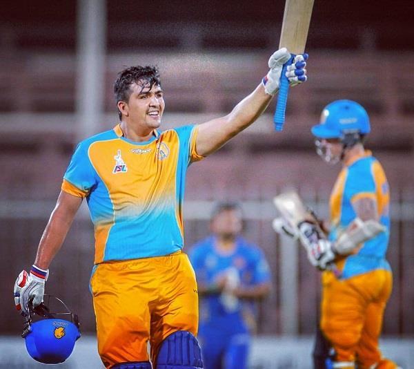 after the uv  this player has 6 sixes and 6 sixes