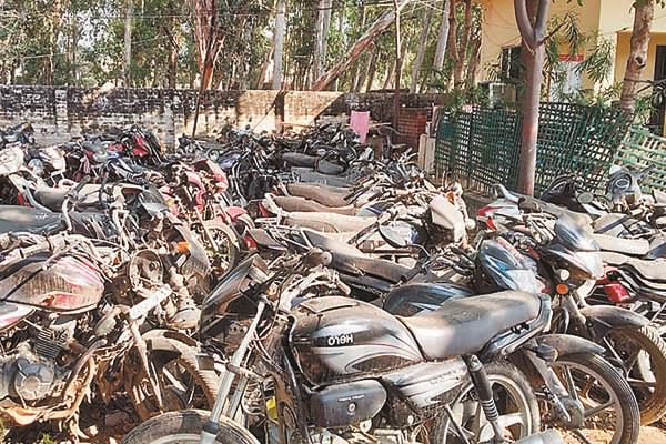 vehicle forfeited by police on accident in police station post office