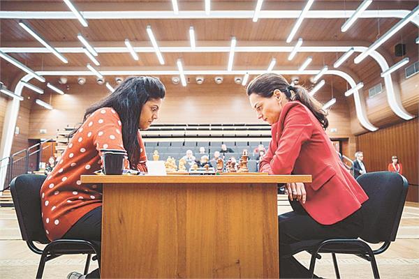 hurrica outside world women  s chess championship