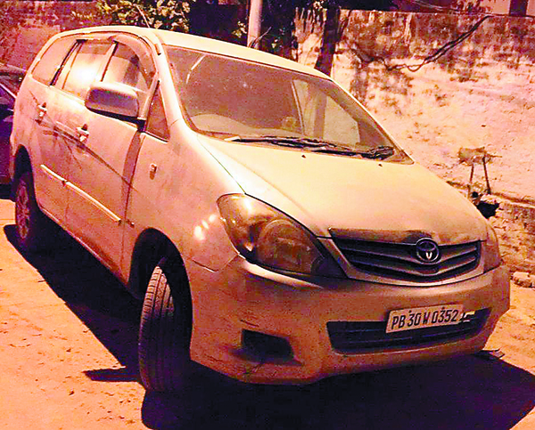 ਪੁਲਸ ਨੇ ਪਿੱਛਾ ਕਰ ਕੇ ਬਰਾਮਦ ਕੀਤੀ 48 ਪੇਟੀਆਂ ਸ਼ਰਾਬ