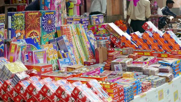 places for sale of firecrackers