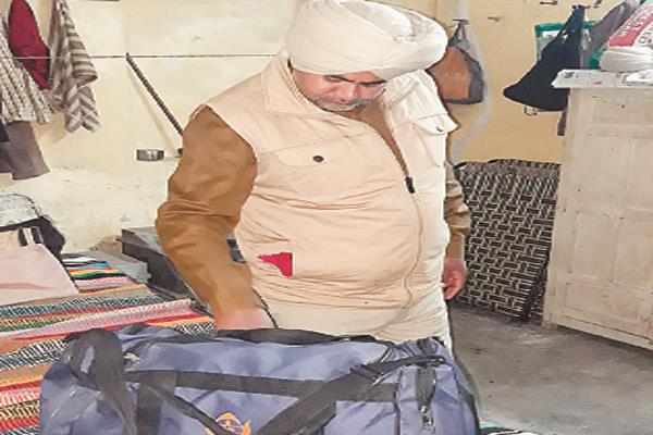 fear of people seeing unclaimed bag in the civil hospital