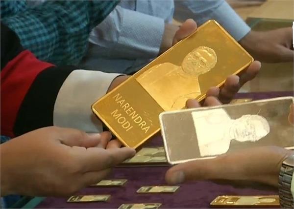 gujarat jewellery shop in bars pm modi