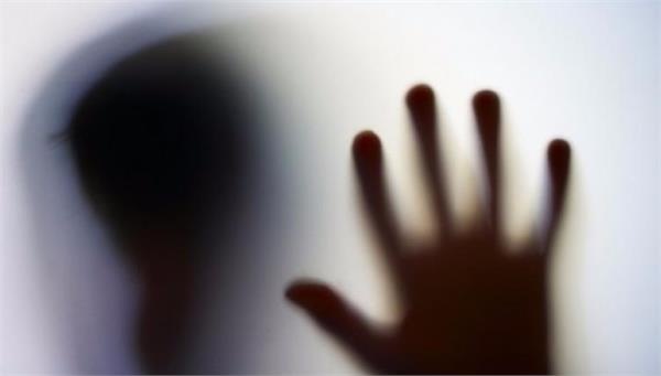 children  abuse  5 young people  litigation