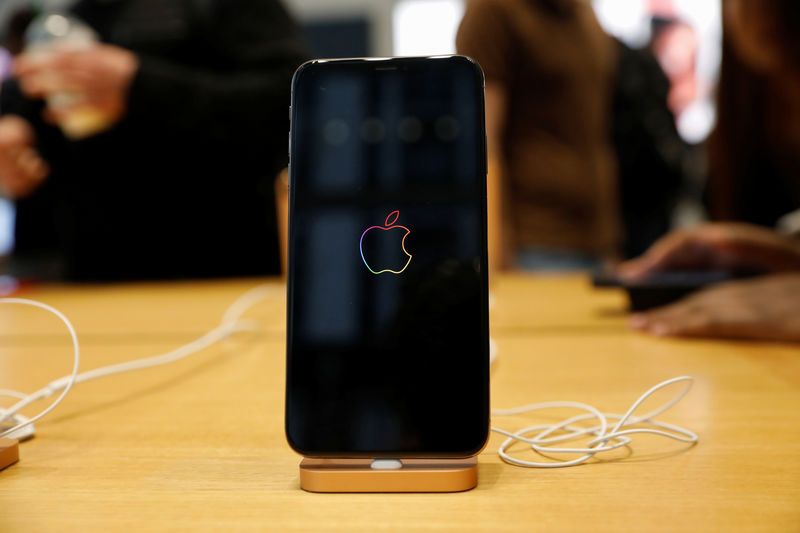 iPhone X ਦੇ ਮਾਡਲਸ 'ਚ ਆਈ ਗੜਬੜੀ, ਐਪਲ ਨੇ ਸ਼ੁਰੂ ਕੀਤਾ ਫ੍ਰੀ ਰਿਪੇਅਰ ਆਫਰ