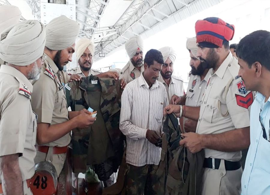 ਬਠਿੰਡਾ ਰੇਲਵੇ ਸਟੇਸ਼ਨ ਤੋਂ ਫੌਜ ਦੀ ਵਰਦੀ ਨਾਲ ਸ਼ੱਕੀ ਗ੍ਰਿਫਤਾਰ