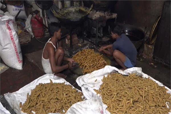 namkeen dirt factory raid