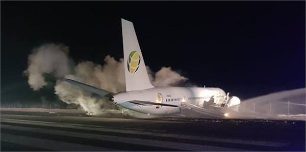 boeing jet crash lands at guyana airport