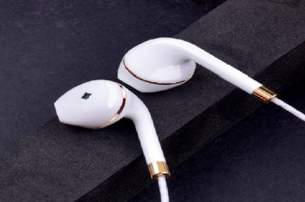 ਸ਼ਿਓਮੀ ਜਲਦ ਹੀ ਲਾਂਚ ਕਰੇਗਾ Apple AirPod  ਦੀ ਤਰ੍ਹਾਂ ਈਅਰਫੋਨ