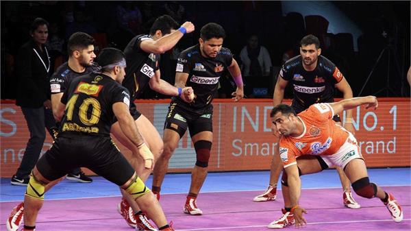 pro kabaddi league  the victory made by yu munnah on telugu titans