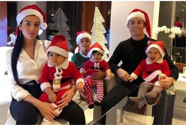 christmas celebration of footballers ronaldo beautiful christmas tree