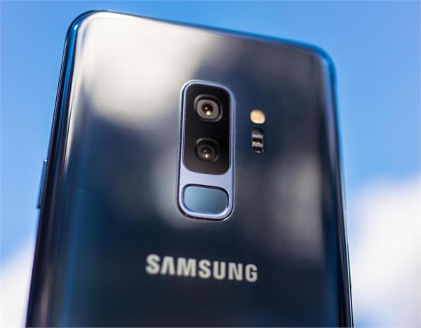 this is samsungs answer to googles night sight and oneplus nightscape