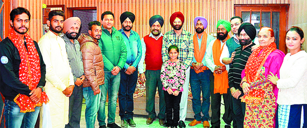 ਟਰੱਸਟ ਵੱਲੋਂ ਲੋਡ਼ਵੰਦ ਬੱਚਿਆਂ ਦੀ ਮਦਦ ਦਾ ਫੈਸਲਾ