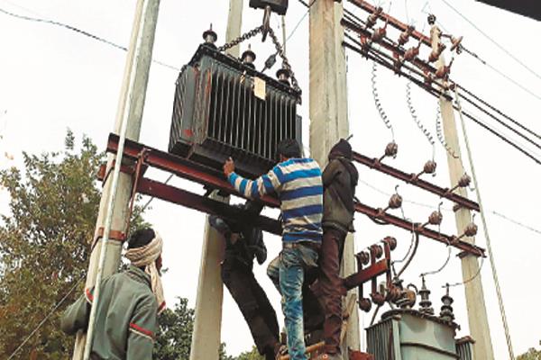 on the verge of closure of trade due to power uneven cut