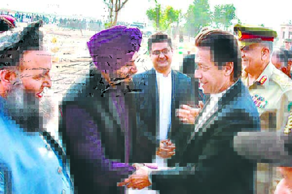 ਸਿੱਧੂ ਤੇ ਇਮਰਾਨ ‘ਆਦਰਸ਼ਵਾਦੀ’ ਜਦਕਿ ਅੱਜ ਸਮਾਂ ‘ਯਥਾਰਥਵਾਦੀਅਾਂ’ ਦਾ