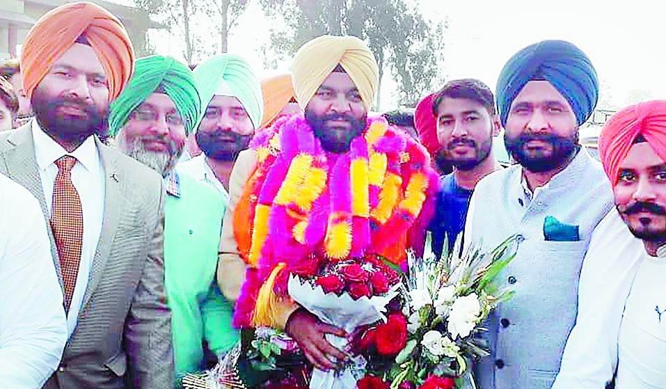ਮੇਰੇ ''ਕੈਪਟਨ'' ਅਮਰਿੰਦਰ ਸਿੰਘ, ਸਿੱਧੂ ਦੀ ਆਪਣੀ ਸੋਚ : ਔਜਲਾ