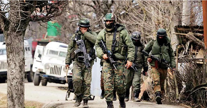 J&K-ਸੁਰੱਖਿਆ ਬਲਾਂ ਅਤੇ ਅੱਤਵਾਦੀਆਂ ''ਚ ਮੁਕਾਬਲਾ, 1 ਅੱਤਵਾਦੀ ਢੇਰ