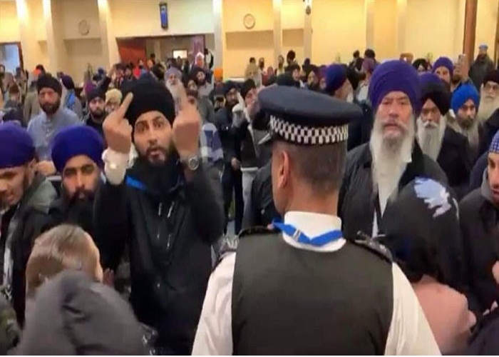 ਇੰਗਲੈਂਡ : ਗੁਰਦੁਆਰਾ ਸ੍ਰੀ ਗੁਰੂ ਸਿੰਘ ਸਭਾ ਵਿਖੇ ਹੋਈ ਹੁੱਲੜਬਾਜ਼ੀ