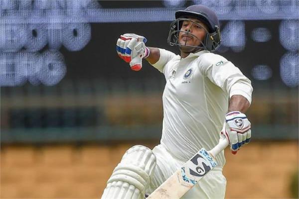 mayank agarwal half century