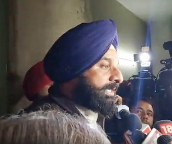 ਸਦਨ ''ਚ ਦਿਲ ਖੋਲ੍ਹ ਕੇ ਕਾਂਗਰਸ ''ਤੇ ਵਰ੍ਹੇ ''ਮਜੀਠੀਆ''