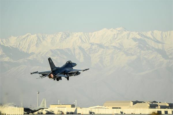 eastern air strikes in afghanistan  10 civilians die