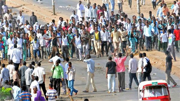 eight killed in sudan bread price protests