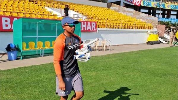 prithvi shah injured in boxing day test