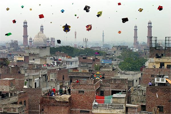 basant festival celebrate in lahore