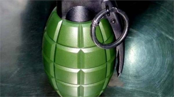 delhi  airport  grenade  power bank 