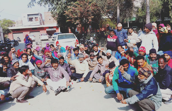 ਅਣਮਿਥੇ ਸਮੇਂ ਲਈ ਹੜਤਾਲ ''ਤੇ ਗਏ ਕੱਚੇ ਸਫਾਈ ਸੇਵਕ