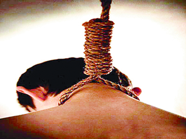 2 ਬੱਚਿਆਂ ਦੇ ਪਿਉ ਨੇ ਕੀਤੀ ਖੁਦਕੁਸ਼ੀ