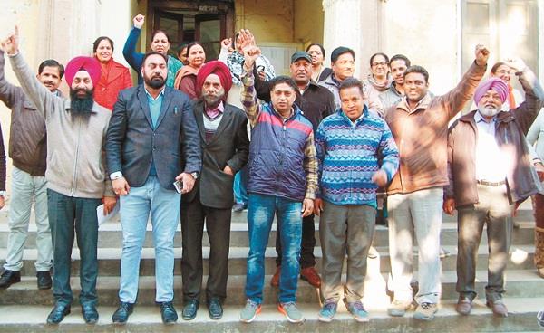 d  was office employee alert rally continues in second day