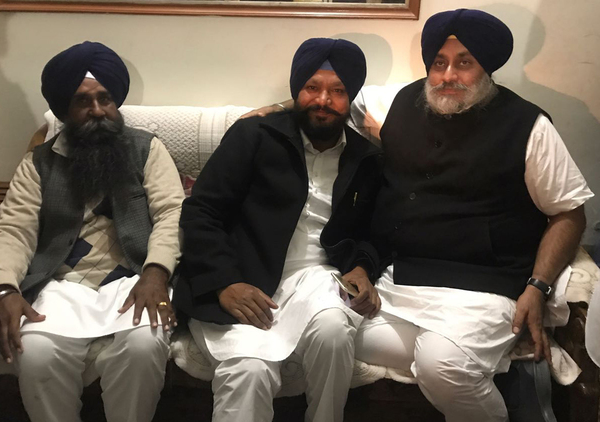 ਪ੍ਰਧਾਨ ਸਾਹੋਕੇ ਨੂੰ ਮੁੜ ਮੋਗਾ ਜ਼ਿਲੇ ''ਚ ਸਰਗਰਮੀਆਂ ਵਿੱਢਣ ਲਈ ਬਾਦਲ ਵੱਲੋਂ ਥਾਪੜਾ