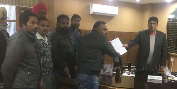 opposition to take additional fees from students of navodaya vidyalaya