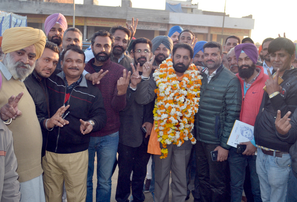 ਸਖਤ ਸੁਰੱਖਿਆ ਪ੍ਰਬੰਧਾਂ ''ਚ ਗੱਲਾ ਮੰਡੀ ਭਗਤਾਂਵਾਲਾ ਦੀ ਹੋਈ ਚੋਣ