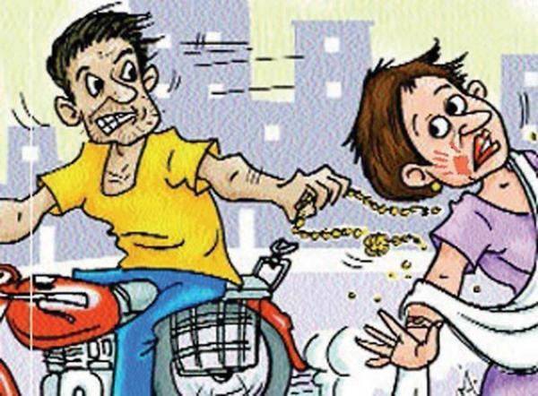 outside the house  the flutter chain