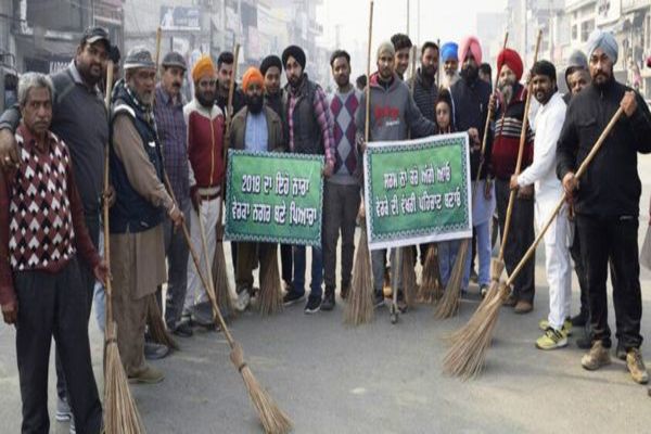 ਵੇਰਕਾ ਦਾ ਵਿਕਾਸ ਜੰਗੀ ਪੱਧਰ ''ਤੇ ਕੀਤਾ ਜਾਵੇਗਾ : ਹਰਪਾਲ ਵੇਰਕਾ