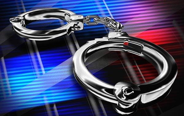 2 smugglers arrested including heroin