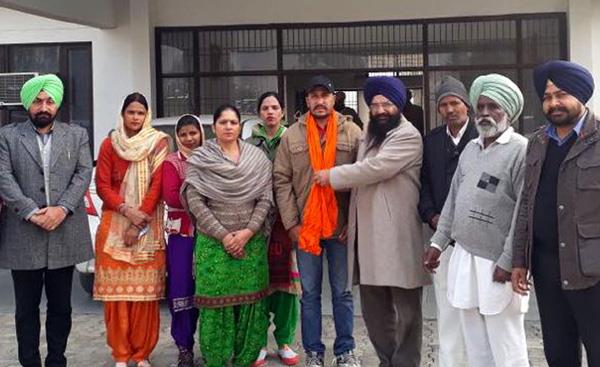 suddenly  the akali dal got away from choosing the official punde of sullar