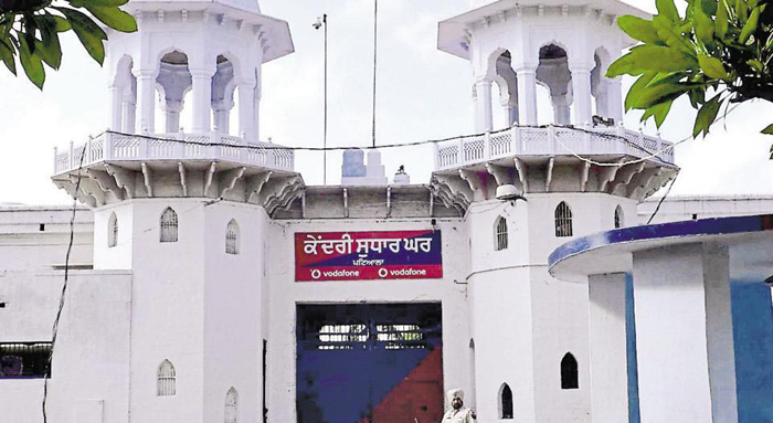 ਵਿੱਕੀ ਗੌਂਡਰ ਅਤੇ ਸਾਥੀਆਂ ਦੇ ਐਨਕਾਊਂਟਰ ਤੋਂ ਬਾਅਦ ਜ਼ਿਲੇ ਵਿਚ ਹਾਈ ਅਲਰਟ