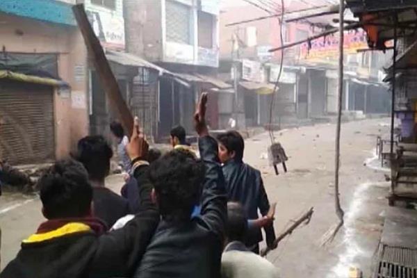 up communal violence during the trip to tiranga death of 1