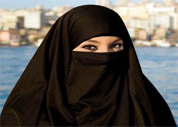 pune girl caught in jk suspicious bomber